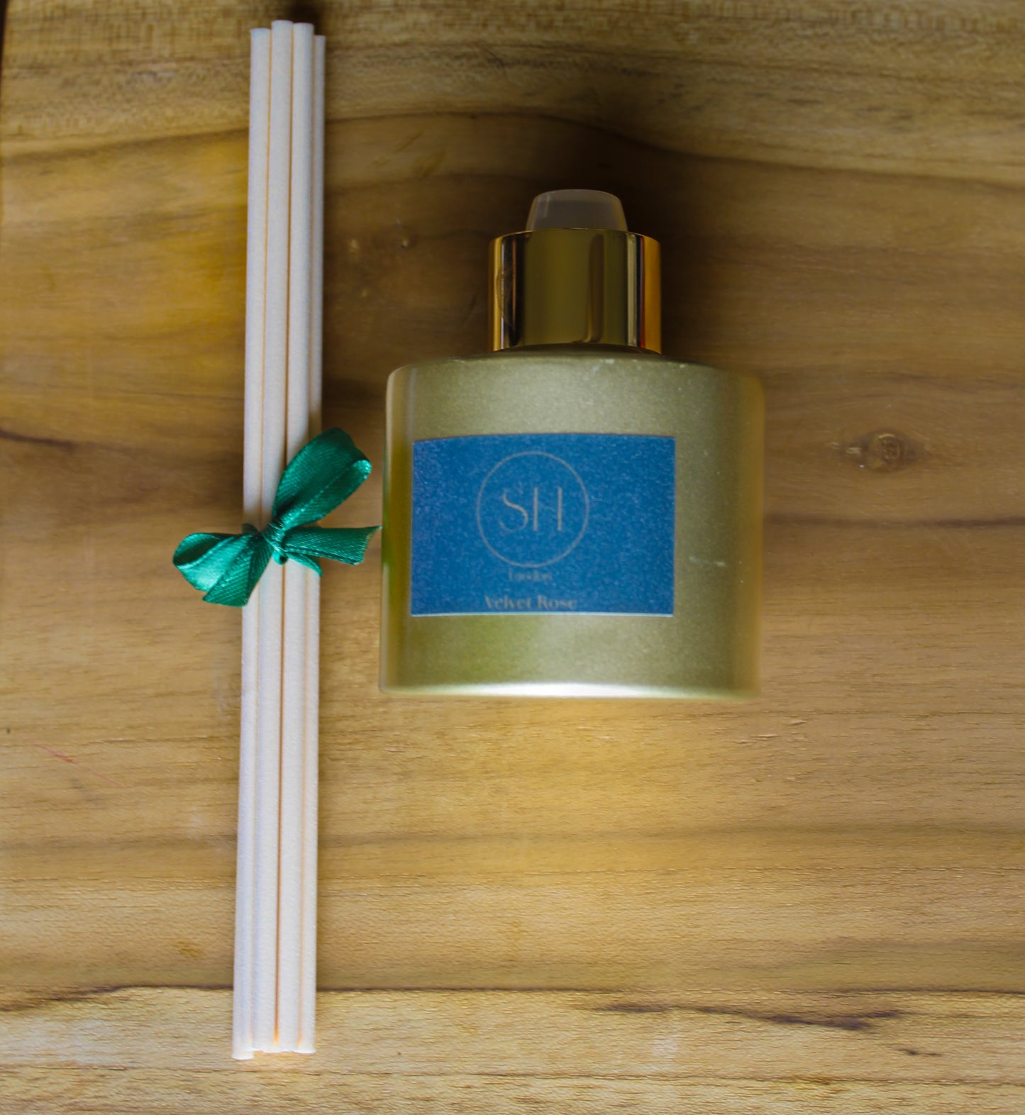 VELVET ROSE REED DIFFUSER