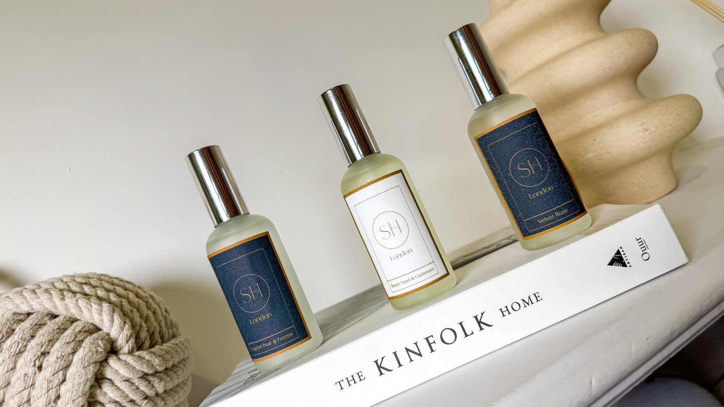 ENGLISH PEAR & FREESIA ROOM SPRAY