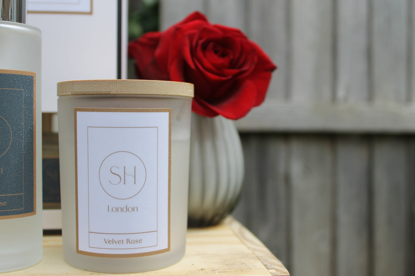VELVET ROSE CANDLE
